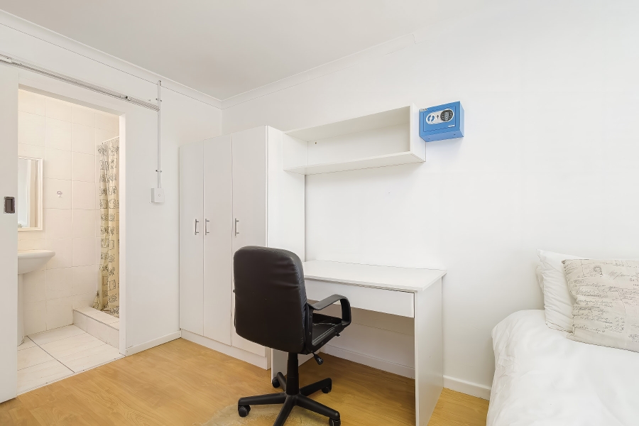 4 Bedroom Property for Sale in Claremont Western Cape